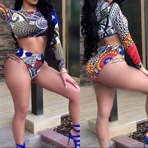 NWT Long Sleeve Vibrant Abstract Pattern Crop Bikini Swimsuit Womens Large & XL